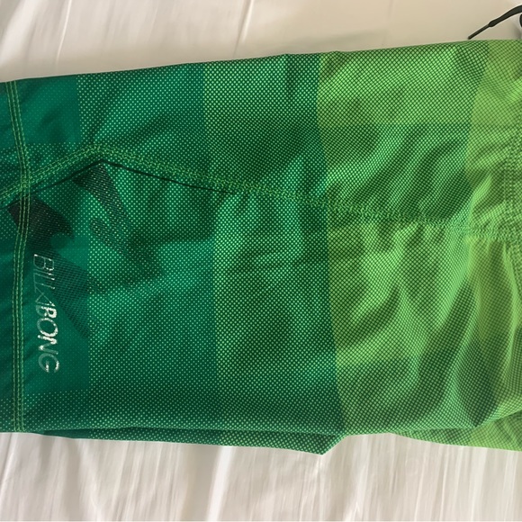 Billabong surf shorts - Picture 4 of 4